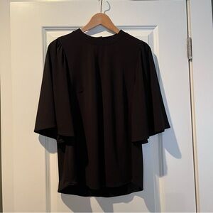 Universal Standard Women’s Flutter Sleeve Top